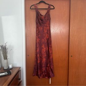 (NWT) Reformation ‘Bryn’ Dress in Satine